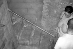 camera escondida flagra madrasta fudendo com seu enteado