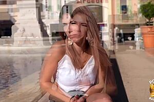 Coquette takes two huge cocks for her afternoon snack 😏🍆🍆