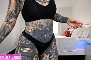 Micro bikini try on haul and twerking in bedroom.