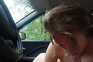 Russian girl gives public sex in car