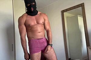 brazilian mature brunette loves fingering hidden