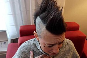 Married woman takes a risky breeding fuck with a stranger on the phone