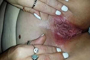 HORNY MILF SUCKING COCK AND USING DILDO FOR SQUIRTING