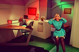 i'm the granny nurse sucking cock deep