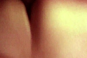 mexican milf amateur likes doggy style ass fucking