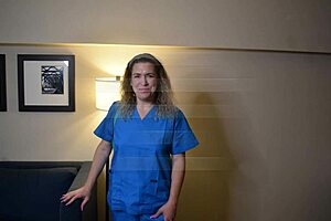 Nataliya Crimson Deep Throats Big Cock