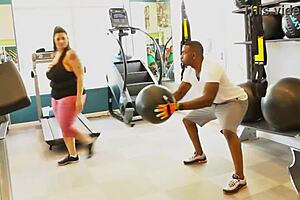 Chunky sofia rose gets intimate on the kitchen counter with rome major