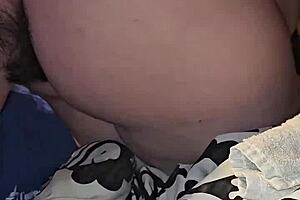 5 Months Pregnant MILF Eating and Filling Her Holes