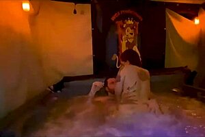 santana red's screaming creampie in hot tub