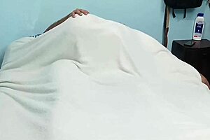 What a sweet stepsister, I love fucking her hard in this homemade Spanish porn.