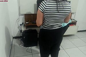 i show my new lingerie to the technician for his opinion