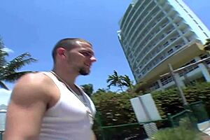 genie craves huge amateur cock for deepthroat