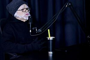 Wouldn't Record With Kidi Bengala But Liked Exhibitionist Part And Pussy Sucking - Flor De Damiana On Sheer Red