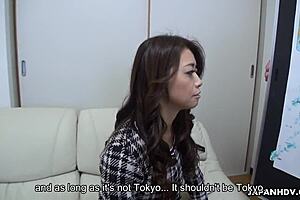 日本女人Maki Hojo在车里无码吸鸡巴