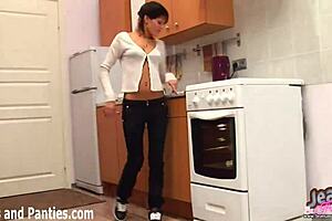 Watch this emo tomboy teen rip off her tight skinny jeans?