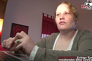 Немецкая домохозяйка кастинг на измену с незнакомцем
