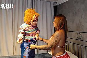 وجدت تشاك في الكرنفال وأنهيت الحفلة بمم!