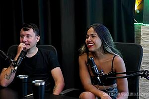 Couple Kaliente with Bia Hot in podcast