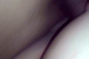 Mature Amateur Shows Off Her Ass in Detailed Scene