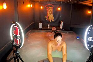 i deepthroat sheena ryder in hot tub while she screams and rides me