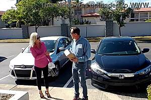 perks of being a delivery driver with housewife