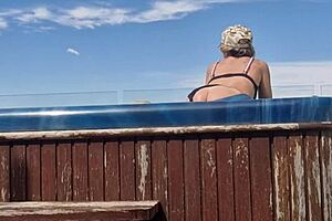 public masturbation sexy milf gets wet orgasm outdoors