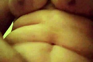 Madura Masturbandose