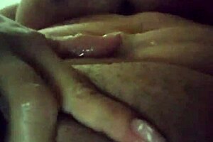 Madura Masturbandose