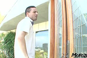 brunette amateur enjoys sloppy deepthroat for big facial