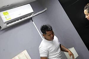 Hot mature woman searches for a tasty cock! 😍