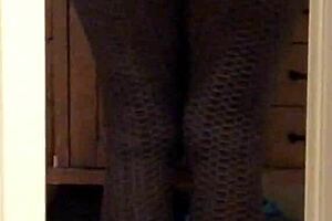 I watch my wife's big ass in leggings.