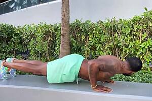 I ride dat massive cock, bbw style!