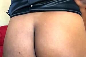 i watched ebony milf play with vibrator then pee, feeling so wet and curvy