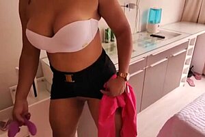 Im a believer and i couldnt take the heat anymore so i decided to give my ass to my friends big-dicked brother from church because the guy is a porn actor luna oliveira and vagninho