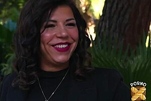 Gwen that young brunette slut craving anal? Small waist in stockings