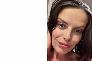 My Thick Natural Ass Sways