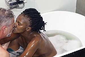 Fucking my sugardaddy raw, screaming with pleasure