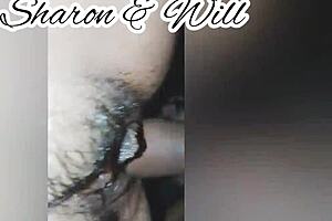 Cogiéndome a la puta de la vecina mientras su marido sale de viaje