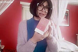 Nerd Chantal squirts with her new huge sex toy in first-time rough masturbation.