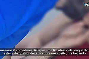 Dona de casa casada goza cavalgando em seu corno e é interrompida ao tentar abrir a porta