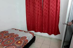 pedi un servicio y llego la esposa de mi amigo para follar su coño de puta