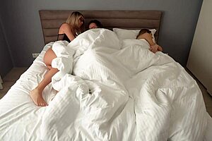 Cheating Stepmom Silently Takes Huge Cock In Ass! She Knows Exactly What She's Doing With That Tight Pussy