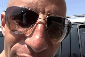 Reagan Anthony Is A Milf In Heat