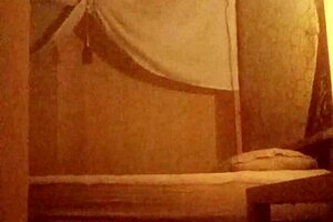 Hermanastra virgen coge con hermanastro en hotel