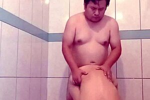 i get my boyfriend tired from work and give him a rich milky wet bath once more i convinced him being gifted to pierce me