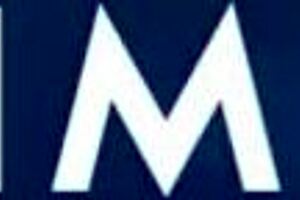 in this all girl massage scene big titties milf lauren phillips enjoys a hot 69 position with her cute petite masseuse maya woulfe licking hairy pussy oiled up