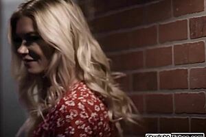 Milf Landlady Seduces Busty Babe For Lesbian Pussy Licking And Fingering In 69 Position