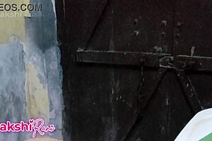 Sexy Sakshi Gets Naked For Bathing And Changes Clothes In Close Up