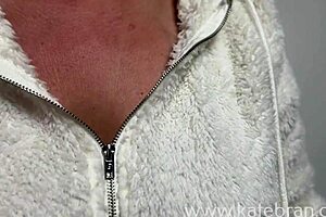 Mommy's big tits make jerk off instructions so tempting and fun