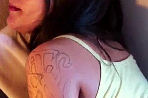 morena gostosa enjoys intense session on the swing chair with big cock action